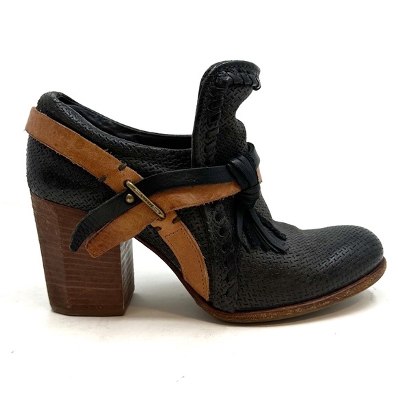 A.S.98 Shoes - A.S. 98 | Strappy Leather Heeled Low Booties Size‎ 37
